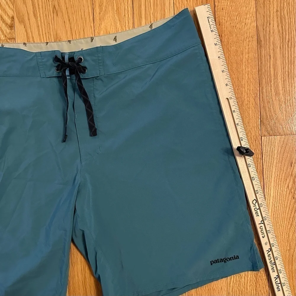 Patagonia Stretch Boardshorts Green Lightweight Unlined 9” inseam Sz 40 - Picture 6 of 8